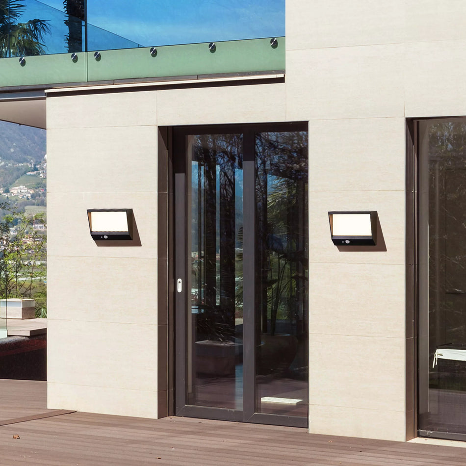 SOLAR LED Wall Light - Aluminium & Frosted Polycarbonate